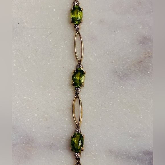 10k Gold Peridot and Diamond Tennis Bracelet - Picture 12 of 14